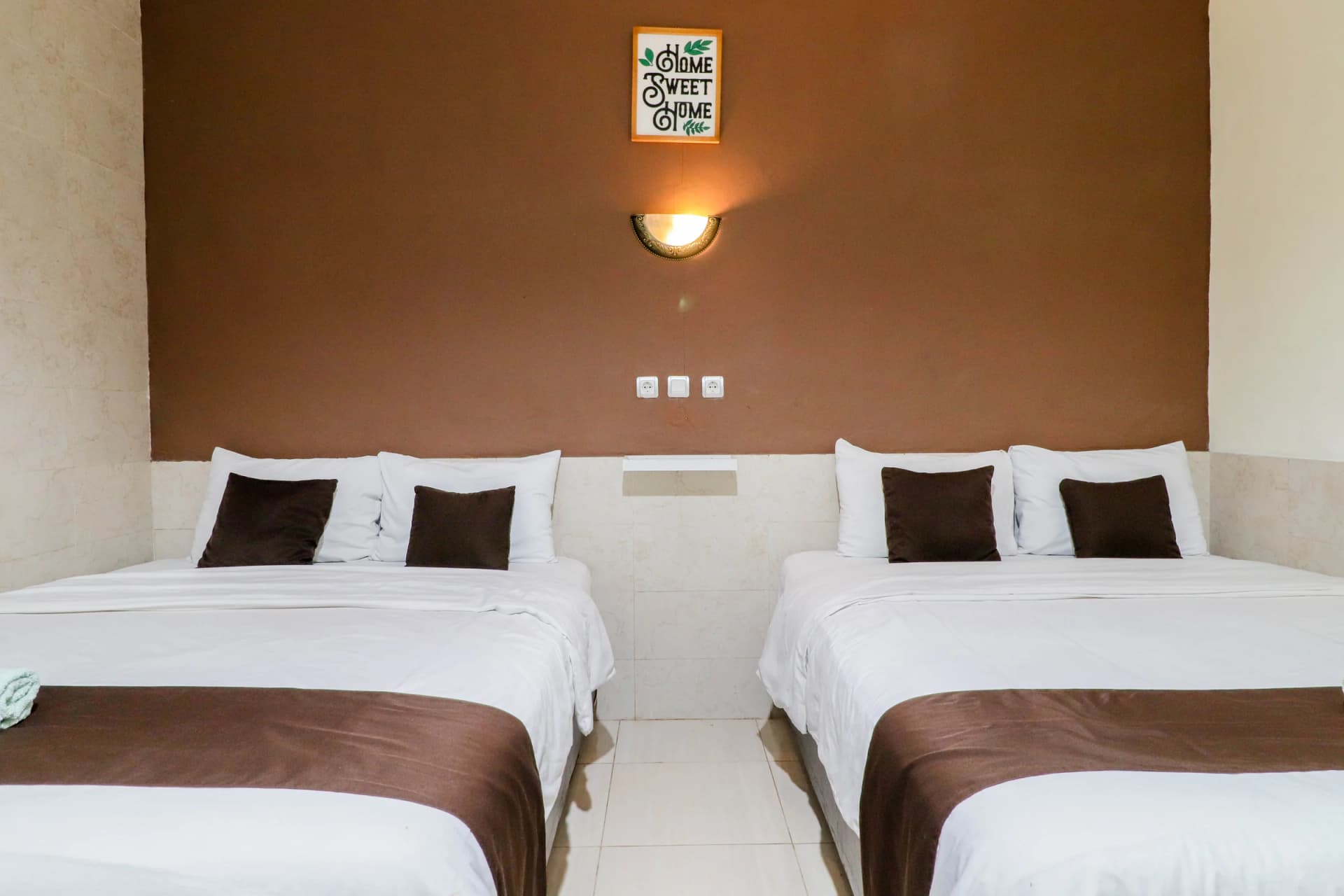 Family Room yang nyaman di Safara Hotel